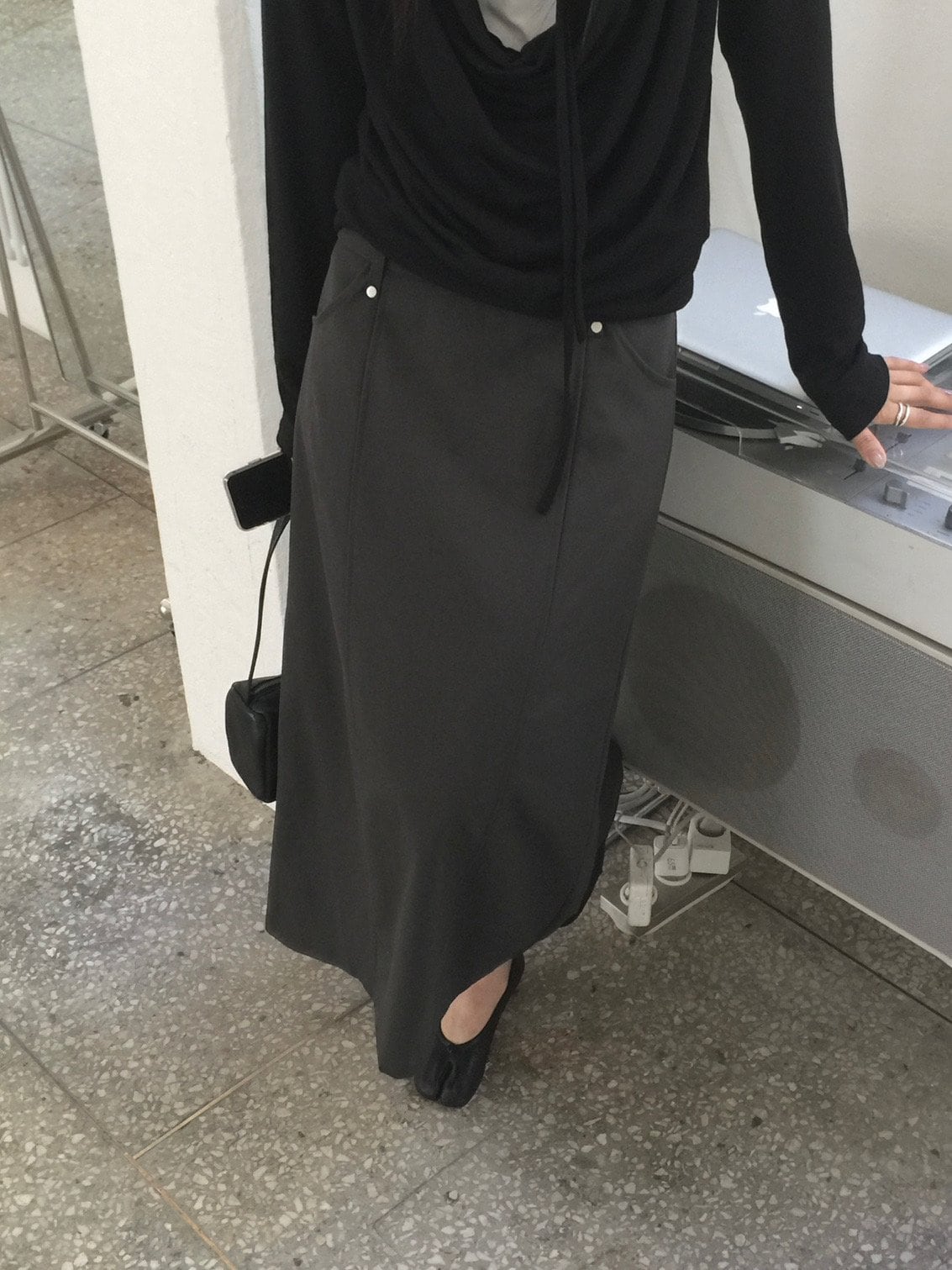 벨트루프 H라인 롱스커트