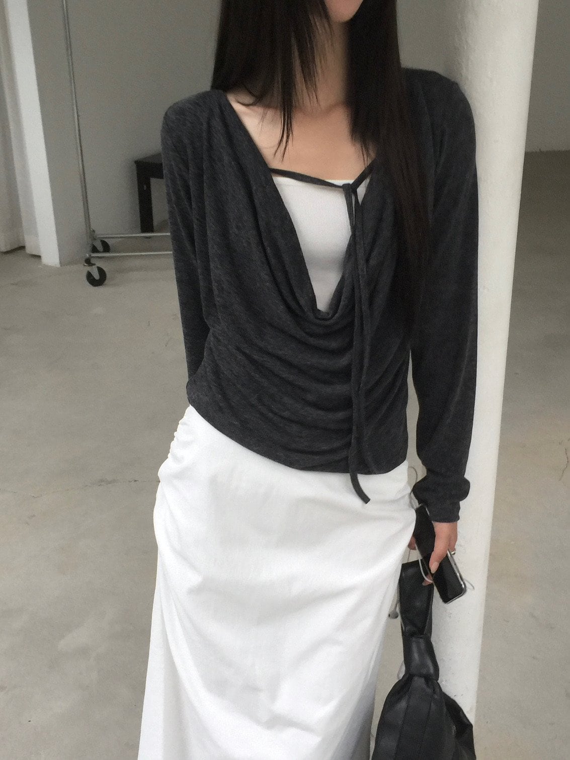 카울넥 루즈핏 티셔츠