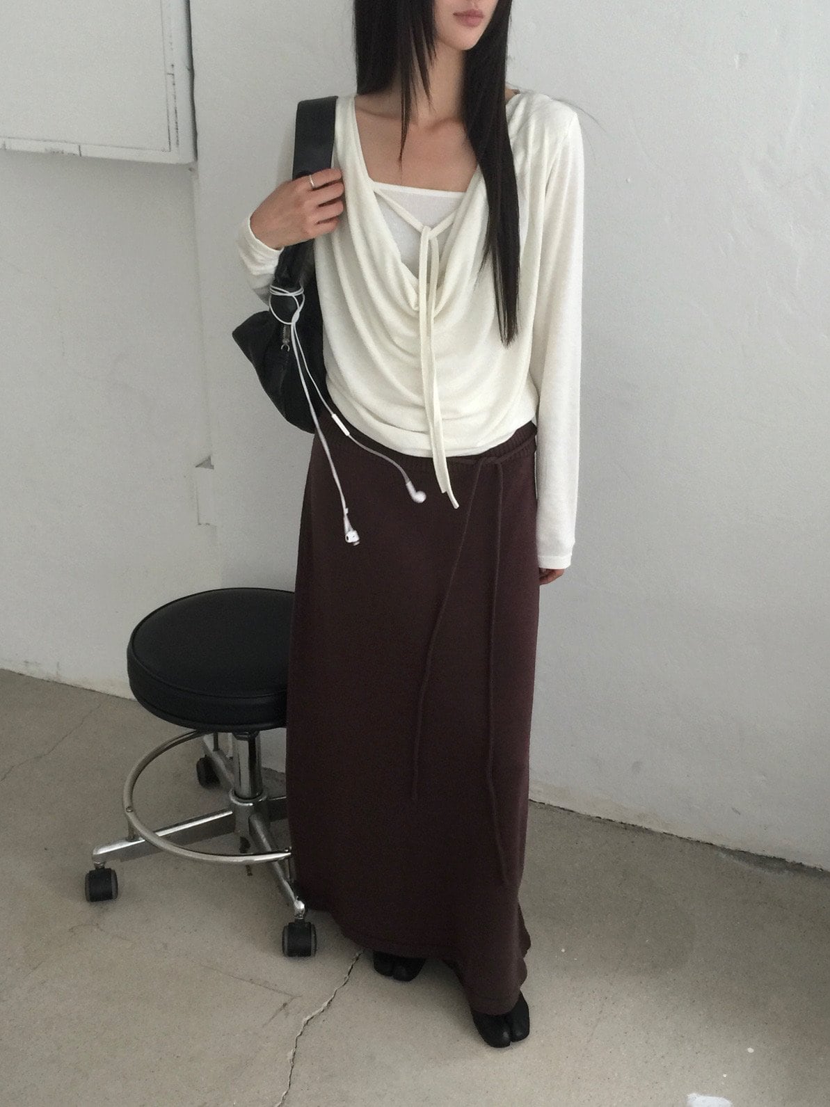 카울넥 루즈핏 티셔츠