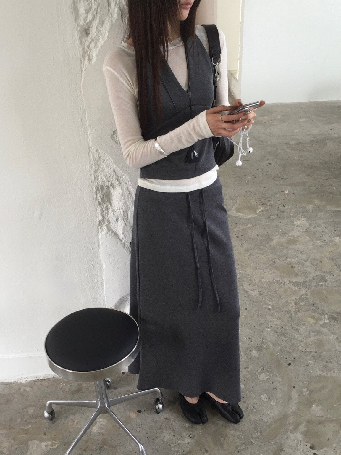 브이넥 허리절개 슬림 니트나시