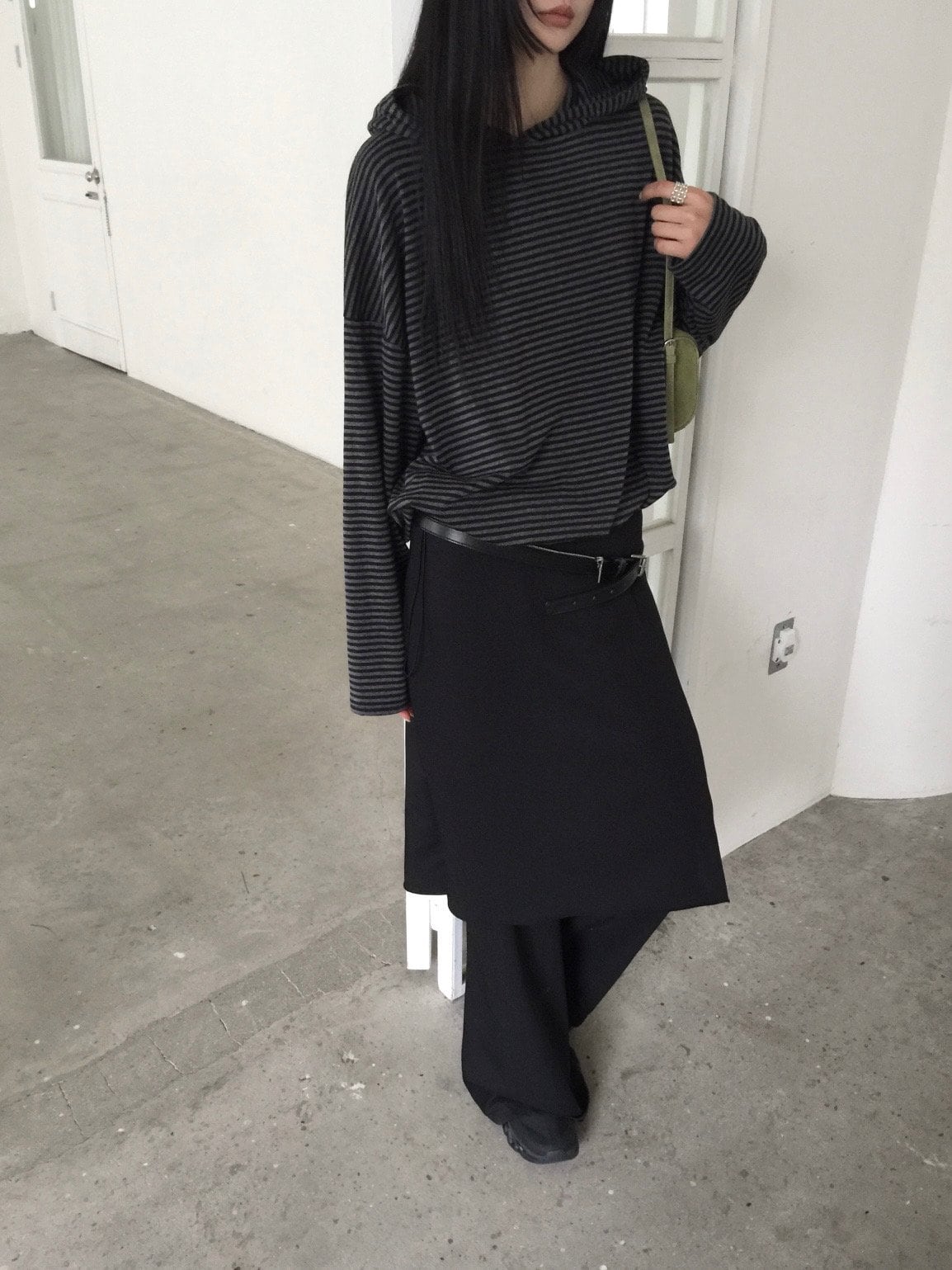 스트라이프 오버핏 후드 티셔츠