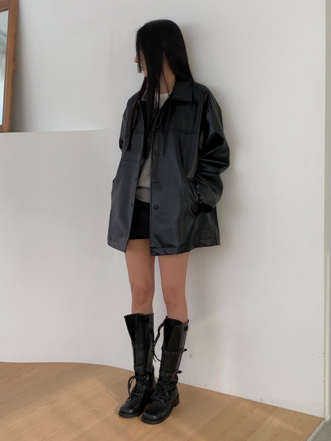 카라넥 버튼 오버핏 레더자켓